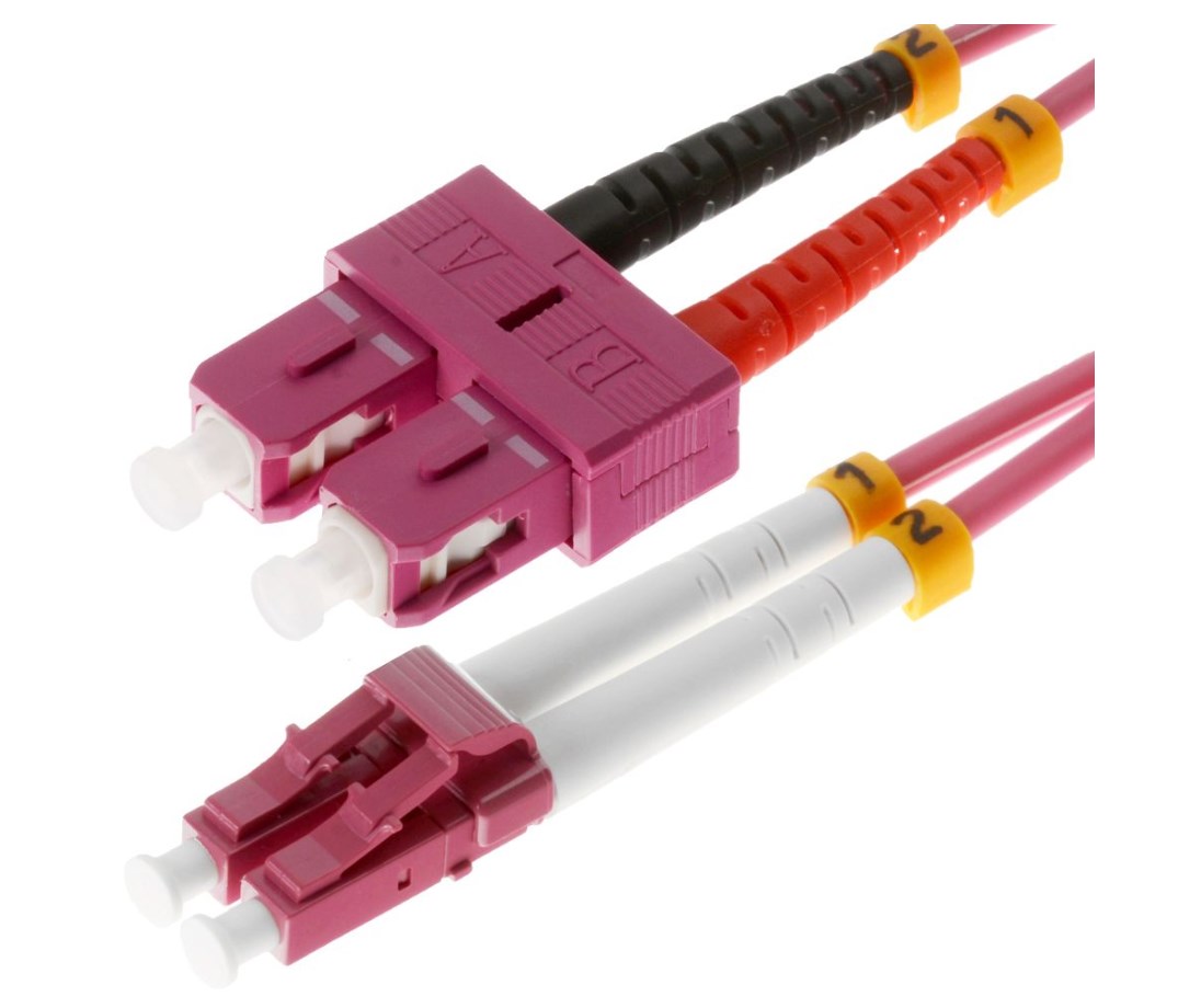 Helos LWL Patchkabel LC/SC Duplex 50/125µm OM4 erikaviolett 1,5m